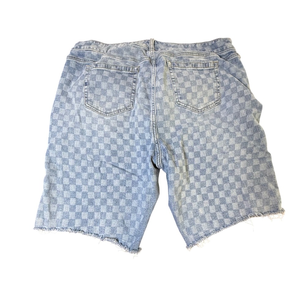 Torrid Perfect 10 Bermuda Shorts Vintage Stretch Denim Plus‎ Size 16 - Picture 6 of 6